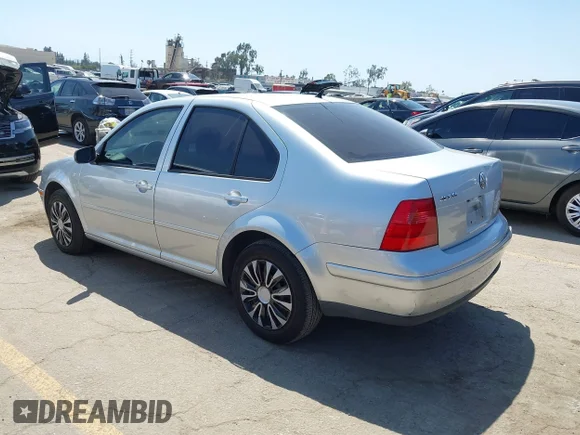 ✅ 2003 Volkswagen Jetta GL • VIN: 3VWRK69M43M165543 • Лот: 44817373. Опубліковано раніше на IAAI з пробігом 92 796 миль. Безкоштовний доступ до архіву аукціонних продажів зі США та докладний звіт про історію автомобіля на DreamBid. Зображення 3.