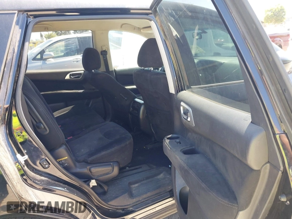 ✅ 2014 Nissan Pathfinder SL • VIN: 5N1AR2MN6EC728113 • Lot: 45310941. Wystawiony na IAAI z przebiegiem 86 389 mil. Bezpłatny archiwum sprzedaży aukcyjnych z USA i szczegółowy raport historii pojazdu na DreamBid. Zdjęcie 8.
