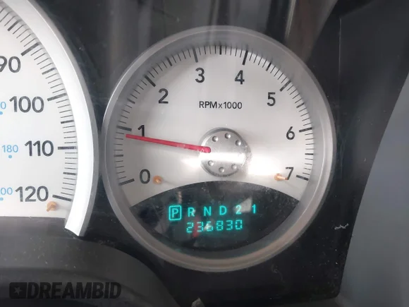 ✅ 2005 Dodge Durango SLT • VIN: 1D4HD48N05F571462 • Лот: 44260130. Опубліковано раніше на IAAI з пробігом 236 830 миль. Безкоштовний доступ до архіву аукціонних продажів зі США та докладний звіт про історію автомобіля на DreamBid. Зображення 7.