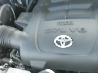 ✅ 2011 Toyota Tundra Limited • VIN: 5TFFY5F16BX103014 • Lot: 41134288. Listed on IAAI with 331,059 mi. Free auction sales archive from the USA and detailed vehicle history report at DreamBid. Image 19.