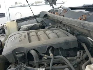 ✅ 2011 Toyota Sequoia SR5 • VIN: 5TDZY5G19BS032635 • Lot: 41605835. Listed on IAAI with 203,566 mi. Free auction sales archive from the USA and detailed vehicle history report at DreamBid. Image 19.