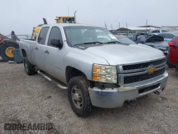 ✅ 2013 Chevrolet Silverado 2500HD Work Truck • VIN: 1GC1CVCG6DF123399 • Лот: 43848566. Опубликован ранее на IAAI с пробегом 397 490 миль. Бесплатный доступ к архиву аукционных продаж из США и подробный отчёт об истории автомобиля на DreamBid. Изображение 1.