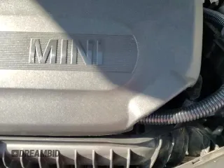 ✅ 2021 MINI Hardtop Cooper • VIN: WMWXR3C09M2P12712 • Lot: 92792495. Listed on Copart with 89,211 mi. Free auction sales archive from the USA and detailed vehicle history report at DreamBid. Image 14.