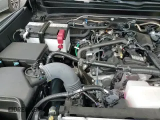 ✅ 2025 Toyota Tacoma SR5 • VIN: 3TMKB5FNXSM035681 • Лот: 81967255. Опубликован ранее на Copart с пробегом 884 миль. Бесплатный доступ к архиву аукционных продаж из США и подробный отчёт об истории автомобиля на DreamBid. Изображение 15.