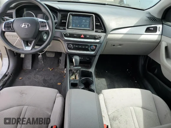 ✅ 2018 Hyundai Sonata SE • VIN: 5NPE24AF3JH698988 • Лот: 47812193. Опубликован ранее на Copart с пробегом 85 837 миль. Бесплатный доступ к архиву аукционных продаж из США и подробный отчёт об истории автомобиля на DreamBid. Изображение 8.