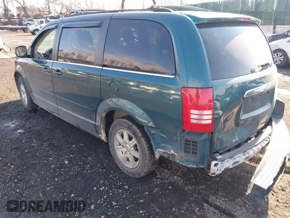 ✅ 2009 Chrysler Town & Country LX • VIN: 2A8HR44E49R596960 • Lot: 44347023. Wystawiony na IAAI z przebiegiem 167 666 mil. Bezpłatny archiwum sprzedaży aukcyjnych z USA i szczegółowy raport historii pojazdu na DreamBid. Zdjęcie 3.