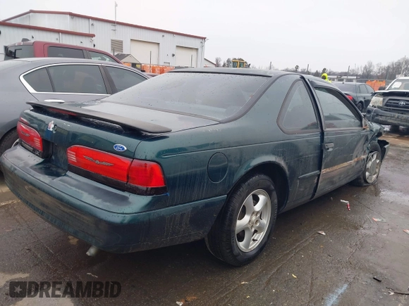 ✅ 1995 Ford Thunderbird LX • VIN: 1FALP62W3SH128109 • Lot: 44263157. Wystawiony na IAAI z przebiegiem 88 402 mil. Bezpłatny archiwum sprzedaży aukcyjnych z USA i szczegółowy raport historii pojazdu na DreamBid. Zdjęcie 4.
