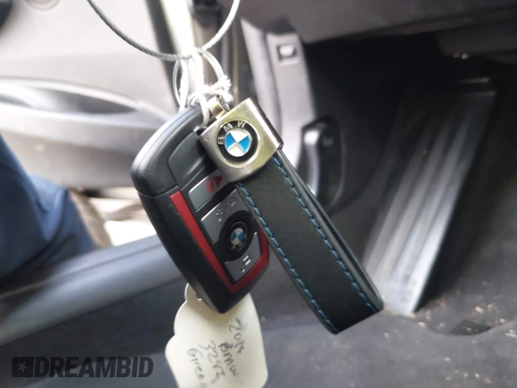 ✅ 2016 BMW 3 Series 328i • VIN: WBA8E9G50GNT46277 • Lot: 44002636. Wystawiony na IAAI z przebiegiem 128 316 mil. Bezpłatny archiwum sprzedaży aukcyjnych z USA i szczegółowy raport historii pojazdu na DreamBid. Zdjęcie 11.