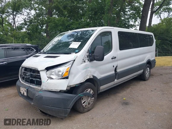 ✅ 2015 Ford Transit XL • VIN: 1FBZX2ZM2FKA54261 • Лот: 42611825. Опубліковано раніше на IAAI з пробігом 203 055 миль. Безкоштовний доступ до архіву аукціонних продажів зі США та докладний звіт про історію автомобіля на DreamBid. Зображення 2.