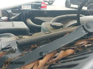 ✅ 2002 GMC Sierra 2500HD SLE • VIN: 1GTHK23UX2F144680 • Lot: 42707336. Listed on IAAI with Not provided. Free auction sales archive from the USA and detailed vehicle history report at DreamBid. Image 25.