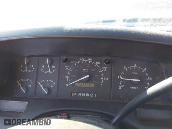 ✅ 1994 Ford F-250 • VIN: 1FTHX26G7RKA34453 • Lot: 44710990. Wystawiony na IAAI z przebiegiem 342 232 mil. Bezpłatny archiwum sprzedaży aukcyjnych z USA i szczegółowy raport historii pojazdu na DreamBid. Zdjęcie 7.