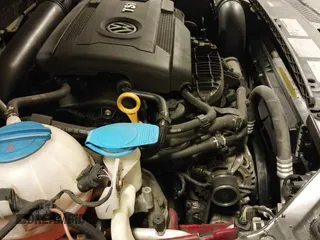 ✅ 2015 Volkswagen Passat S • VIN: 1VWAT7A34FC002870 • Lot: 43280227. Wystawiony na IAAI z przebiegiem 121 179 mil. Bezpłatny archiwum sprzedaży aukcyjnych z USA i szczegółowy raport historii pojazdu na DreamBid. Zdjęcie 22.