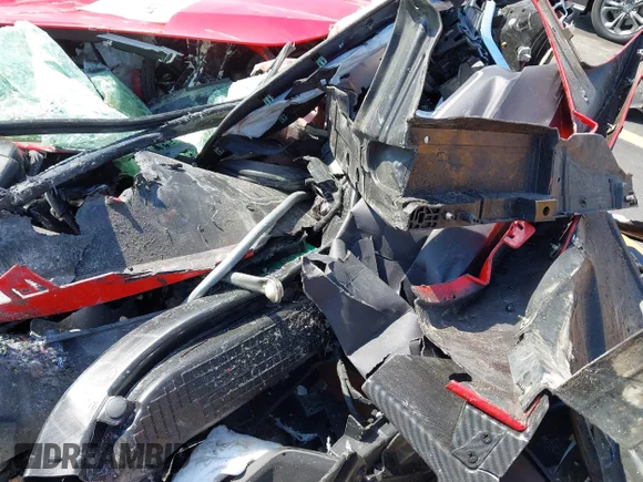 ✅ 2023 Chevrolet Corvette 3LT • VIN: 1G1YC3D45P5115997 • Lot: 44713147. Wystawiony na IAAI z przebiegiem Nie podano. Bezpłatny archiwum sprzedaży aukcyjnych z USA i szczegółowy raport historii pojazdu na DreamBid. Zdjęcie 7.
