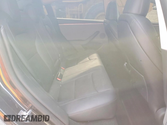✅ 2025 Tesla Model 3 Long Range • VIN: 5YJ3E1EA0SF070575 • Lot: 47951886. Wystawiony na Copart z przebiegiem 8 868 mil. Bezpłatny archiwum sprzedaży aukcyjnych z USA i szczegółowy raport historii pojazdu na DreamBid. Zdjęcie 10.