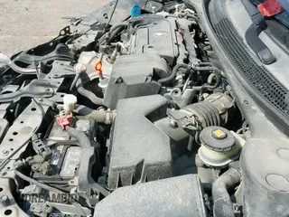 ✅ 2016 Acura ILX Premium • VIN: 19UDE2F73GA019280 • Lot: 43261443. Wystawiony na IAAI z przebiegiem 161 915 mil. Bezpłatny archiwum sprzedaży aukcyjnych z USA i szczegółowy raport historii pojazdu na DreamBid. Zdjęcie 19.