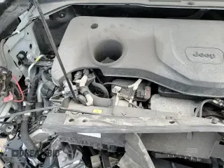 ✅ 2019 Jeep Renegade Altitude • VIN: ZACNJBB13KPJ84834 • Lot: 68006595. Listed on Copart with 63,052 mi. Free auction sales archive from the USA and detailed vehicle history report at DreamBid. Image 15.