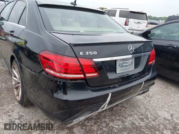 ✅ 2014 Mercedes-Benz E 350 Luxury • VIN: WDDHF5KB6EA954353 • Лот: 44929282. Опубліковано раніше на IAAI з пробігом 145 920 миль. Безкоштовний доступ до архіву аукціонних продажів зі США та докладний звіт про історію автомобіля на DreamBid. Зображення 6.