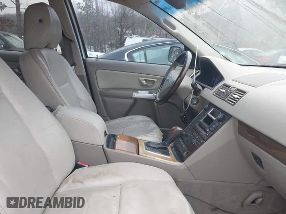 ✅ 2006 Volvo XC90 2.5L Turbo • VIN: YV4CY592861294996 • Lot: 44088185. Wystawiony na IAAI z przebiegiem 150 029 mil. Bezpłatny archiwum sprzedaży aukcyjnych z USA i szczegółowy raport historii pojazdu na DreamBid. Zdjęcie 5.