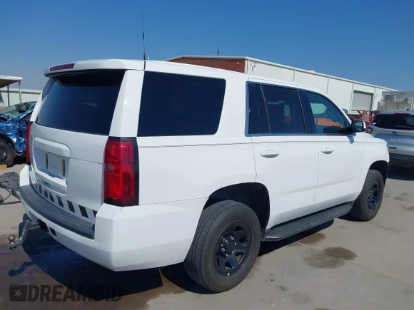 ✅ 2019 Chevrolet Tahoe Commercial • VIN: 1GNLCDEC4KR295785 • Lot: 43424359. Wystawiony na IAAI z przebiegiem 135 994 mil. Bezpłatny archiwum sprzedaży aukcyjnych z USA i szczegółowy raport historii pojazdu na DreamBid. Zdjęcie 4.