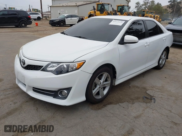 ✅ 2012 Toyota Camry SE • VIN: 4T1BF1FK4CU185765 • Lot: 45112634. Wystawiony na IAAI z przebiegiem 197 490 mil. Bezpłatny archiwum sprzedaży aukcyjnych z USA i szczegółowy raport historii pojazdu na DreamBid. Zdjęcie 2.