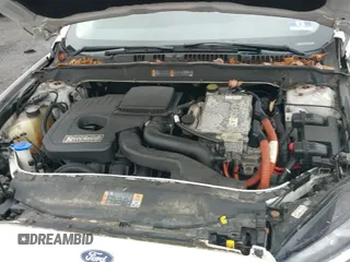 ✅ 2013 Ford Fusion SE Hybrid • VIN: 3FA6P0LU0DR197106 • Lot: 43795841. Wystawiony na IAAI z przebiegiem 183 345 mil. Bezpłatny archiwum sprzedaży aukcyjnych z USA i szczegółowy raport historii pojazdu na DreamBid. Zdjęcie 19.