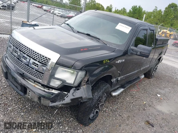 ✅ 2010 Ford F-150 XL • VIN: 1FTFX1CV8AKA76493 • Lot: 42613923. Wystawiony na IAAI z przebiegiem 347 432 mil. Bezpłatny archiwum sprzedaży aukcyjnych z USA i szczegółowy raport historii pojazdu na DreamBid. Zdjęcie 2.
