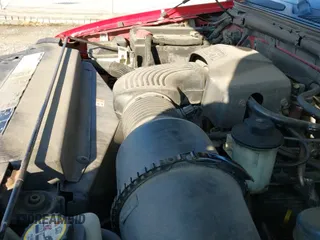 ✅ 2002 Ford F-150 XL • VIN: 1FTRF18L12NB84378 • Lot: 41508432. Listed on IAAI with 183,159 mi. Free auction sales archive from the USA and detailed vehicle history report at DreamBid. Image 12.