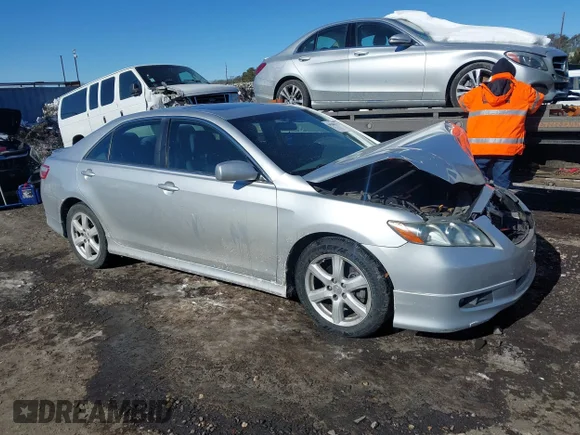✅ 2007 Toyota Camry XLE • VIN: 4T1BE46K17U624074 • Лот: 44280278. Опубликован ранее на IAAI с пробегом 93 141 миль. Бесплатный доступ к архиву аукционных продаж из США и подробный отчёт об истории автомобиля на DreamBid. Изображение 1.