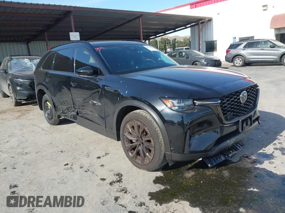 ✅ 2026 Mazda CX-90 Premium Sport • VIN: JM3KKCHD1T1375753 • Lot: 45099023. Wystawiony na IAAI z przebiegiem 5 574 mil. Bezpłatny archiwum sprzedaży aukcyjnych z USA i szczegółowy raport historii pojazdu na DreamBid. Zdjęcie 1.