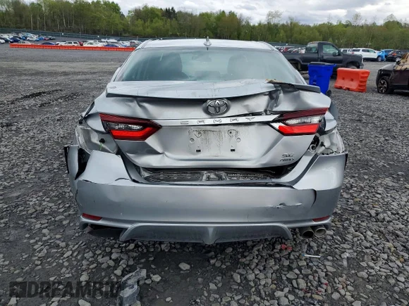 ✅ 2021 Toyota Camry SE Nightshade • VIN: 4T1G11BKXMU039348 • Lot: 51829356. Wystawiony na Copart z przebiegiem 99 085 mil. Bezpłatny archiwum sprzedaży aukcyjnych z USA i szczegółowy raport historii pojazdu na DreamBid. Zdjęcie 6.