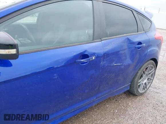 ✅ 2013 Ford Focus ST • VIN: 1FADP3L98DL176622 • Lot: 44904137. Wystawiony na IAAI z przebiegiem 107 095 mil. Bezpłatny archiwum sprzedaży aukcyjnych z USA i szczegółowy raport historii pojazdu na DreamBid. Zdjęcie 6.