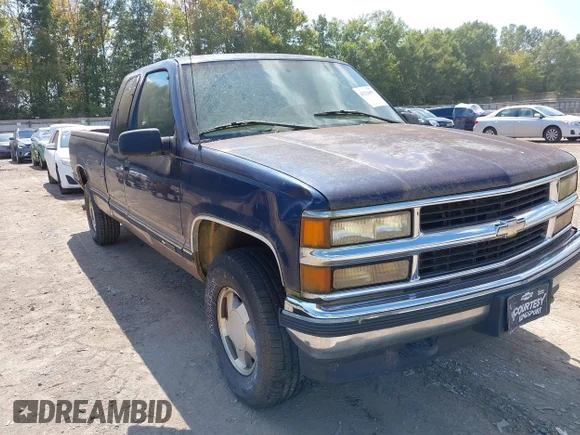✅ 1998 Chevrolet Silverado 1500 • VIN: 1GCEK19RXWE219566 • Лот: 43236951. Опубліковано раніше на IAAI з пробігом 179 820 миль. Безкоштовний доступ до архіву аукціонних продажів зі США та докладний звіт про історію автомобіля на DreamBid. Зображення 1.