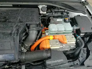 2020 Hyundai Ioniq Blue с VIN KMHC65LCXLU211942, выставлен на аукционе Copart как лот 85688505 с пробегом 48 136 миль миль и Списание • Salvage title. История ставок и продаж доступна на DreamBid. Изображение 15.