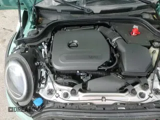 ✅ 2025 MINI Hardtop 4 Door Cooper S • VIN: WMW53GD00S2X04865 • Lot: 53566405. Listed on Copart with 209 mi. Free auction sales archive from the USA and detailed vehicle history report at DreamBid. Image 16.