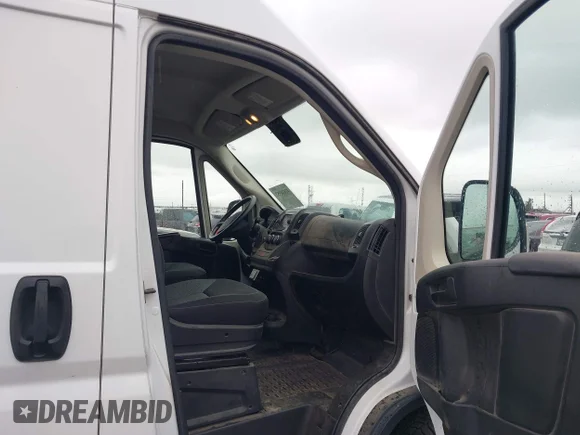 ✅ 2021 Ram ProMaster Cargo • VIN: 3C6LRVDG3ME523721 • Лот: 42624552. Опубликован ранее на IAAI с пробегом 104 394 миль. Бесплатный доступ к архиву аукционных продаж из США и подробный отчёт об истории автомобиля на DreamBid. Изображение 5.