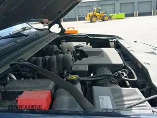 ✅ 2019 Chevrolet Tahoe LT • VIN: 1GNSKBKC6KR266831 • Lot: 42174593. Listed on IAAI with 103,199 mi. Free auction sales archive from the USA and detailed vehicle history report at DreamBid. Image 18.