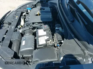 ✅ 2019 Hyundai Elantra SE • VIN: 5NPD74LF9KH480632 • Lot: 43335408. Listed on IAAI with 133,033 mi. Free auction sales archive from the USA and detailed vehicle history report at DreamBid. Image 19.