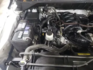 ✅ 2017 Nissan NV SL • VIN: 5BZAF0AAXHN851456 • Лот: 88869355. Опубликован ранее на Copart с пробегом 91 402 миль. Бесплатный доступ к архиву аукционных продаж из США и подробный отчёт об истории автомобиля на DreamBid. Изображение 17.