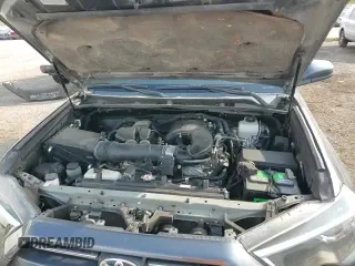 ✅ 2022 Toyota 4Runner SR5 • VIN: JTEMU5JR0N6027358 • Лот: 87312485. Опубликован ранее на Copart с пробегом 25 962 миль. Бесплатный доступ к архиву аукционных продаж из США и подробный отчёт об истории автомобиля на DreamBid. Изображение 13.