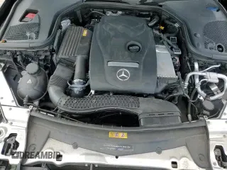 ✅ 2017 Mercedes-Benz E 300 Luxury • VIN: WDDZF4KB6HA079018 • Lot: 70217535. Listed on Copart with 71,954 mi. Free auction sales archive from the USA and detailed vehicle history report at DreamBid. Image 16.