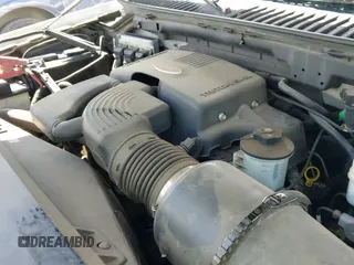 ✅ 2004 Ford Expedition Special Service • VIN: 1FMFU15L24LB75020 • Lot: 43267910. Listed on IAAI with 169,287 mi. Free auction sales archive from the USA and detailed vehicle history report at DreamBid. Image 12.