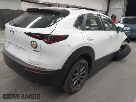 ✅ 2023 Mazda CX-30 S • VIN: 3MVDMBAM5PM510403 • Lot: 42544670. Wystawiony na IAAI z przebiegiem 12 812 mil. Bezpłatny archiwum sprzedaży aukcyjnych z USA i szczegółowy raport historii pojazdu na DreamBid. Zdjęcie 4.
