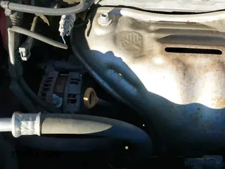 ✅ 2018 Toyota RAV4 XLE • VIN: 2T3WFREVXJW474326 • Lot: 43473080. Wystawiony na IAAI z przebiegiem 109 750 mil. Bezpłatny archiwum sprzedaży aukcyjnych z USA i szczegółowy raport historii pojazdu na DreamBid. Zdjęcie 19.