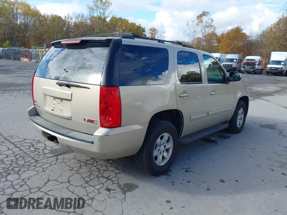 ✅ 2010 GMC Yukon SLE • VIN: 1GKUCAE07AR237996 • Lot: 43497864. Wystawiony na IAAI z przebiegiem 226 995 mil. Bezpłatny archiwum sprzedaży aukcyjnych z USA i szczegółowy raport historii pojazdu na DreamBid. Zdjęcie 4.