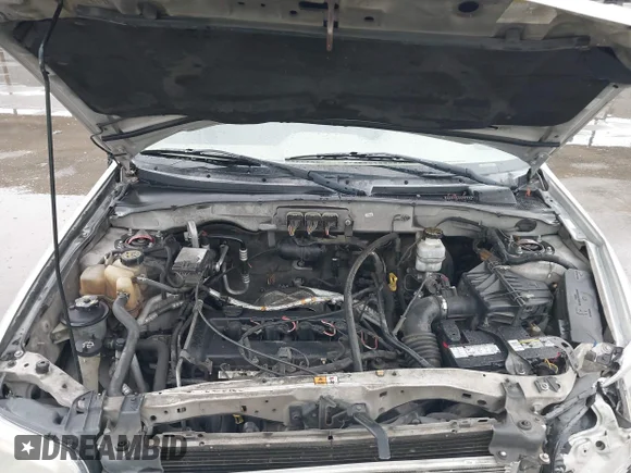 ✅ 2007 Mercury Mariner Convenience • VIN: 4M2YU80Z17KJ08849 • Lot: 41525410. Wystawiony na IAAI z przebiegiem 227 293 mil. Bezpłatny archiwum sprzedaży aukcyjnych z USA i szczegółowy raport historii pojazdu na DreamBid. Zdjęcie 10.