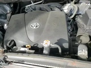 ✅ 2018 Toyota Highlander LE Plus • VIN: 5TDBZRFH5JS808973 • Lot: 84258645. Listed on Copart with 63,587 mi. Free auction sales archive from the USA and detailed vehicle history report at DreamBid. Image 17.