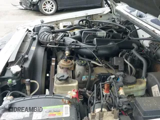 ✅ 2001 Ford Explorer XLS • VIN: 1FMZU72EX1ZA08838 • Lot: 42140302. Listed on IAAI with 166,928 mi. Free auction sales archive from the USA and detailed vehicle history report at DreamBid. Image 12.