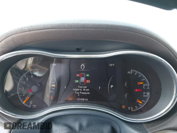 ✅ 2014 Jeep Grand Cherokee Overland • VIN: 1C4RJFCG4EC265039 • Лот: 45210249. Опубліковано раніше на IAAI з пробігом 137 439 миль. Безкоштовний доступ до архіву аукціонних продажів зі США та докладний звіт про історію автомобіля на DreamBid. Зображення 7.