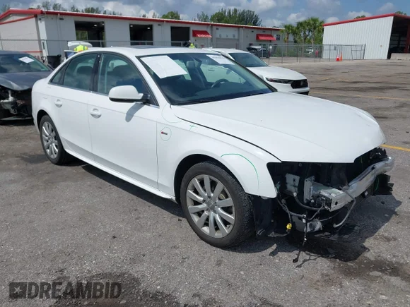 ✅ 2015 Audi A4 Premium • VIN: WAUAFAFL9FN004597 • Лот: 45096076. Опубліковано раніше на IAAI з пробігом 121 005 миль. Безкоштовний доступ до архіву аукціонних продажів зі США та докладний звіт про історію автомобіля на DreamBid. Зображення 1.