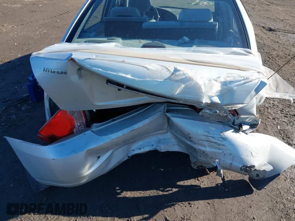 ✅ 2006 Hyundai Elantra GLS • VIN: KMHDN46D96U274055 • Lot: 43784948. Wystawiony na IAAI z przebiegiem 136 501 mil. Bezpłatny archiwum sprzedaży aukcyjnych z USA i szczegółowy raport historii pojazdu na DreamBid. Zdjęcie 6.
